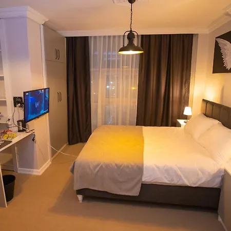 Comfort And Suites Aparthotel